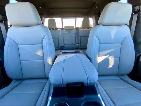 New 2026 GMC Sierra 1500 SLT w/ SLT Convenience Package AWD/4WD image 32
