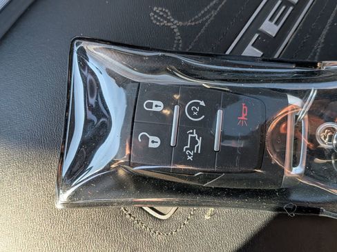 Used 2022 RAM 2500 Limited image 37