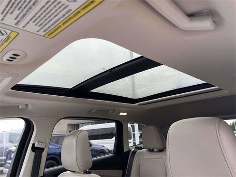 Certified 2019 Ford Escape Titanium image 19