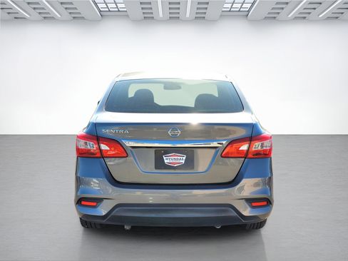 Used 2019 Nissan Sentra S image 12