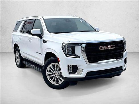 Used 2024 GMC Yukon SLE w/ Gmc Pro Safety Plus Package RWD image 12