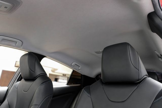 Used 2017 Toyota Prius Three Touring w/ Carpet Mat Package FWD image 33