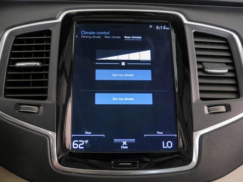 Used 2019 Volvo XC90 T5 Momentum image 28