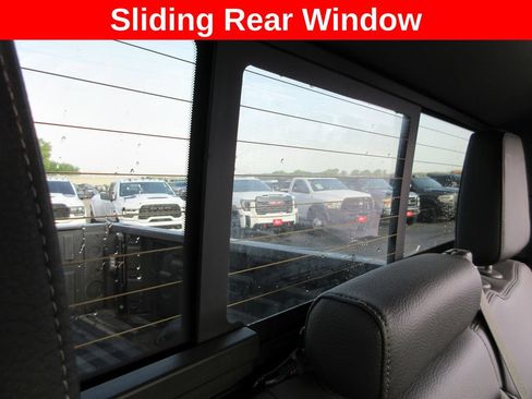Used 2023 GMC Sierra 3500 Denali w/ Denali Black Diamond Edition AWD/4WD image 30