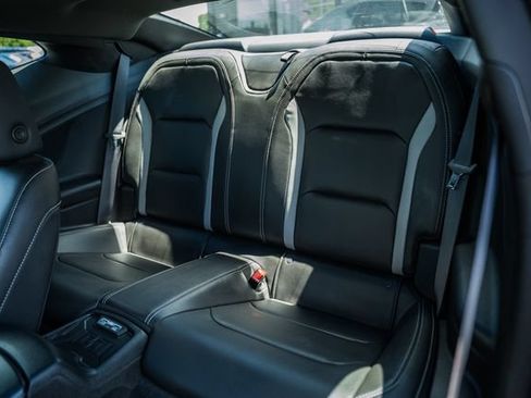 Used 2018 Chevrolet Camaro SS RWD image 36
