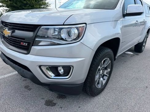 Used 2019 Chevrolet Colorado Z71 AWD/4WD image 4