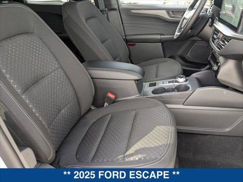 New 2025 Ford Escape Active w/ Tech Pack #1 image 18