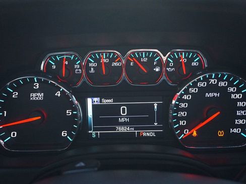 Used 2019 Chevrolet Tahoe LT image 28