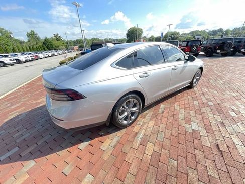 Certified 2024 Honda Accord EX image 34