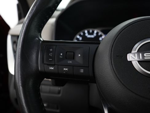 Used 2023 Nissan Rogue SV w/ SV Premium Package AWD/4WD image 25