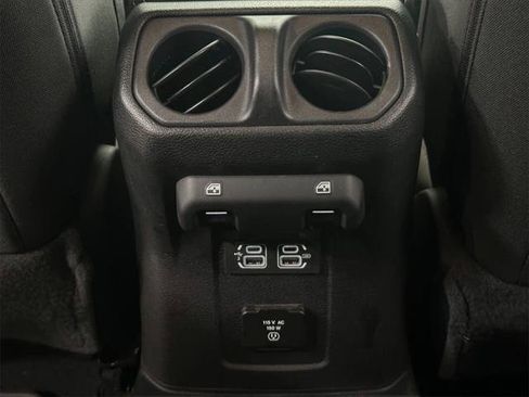 Certified 2020 Jeep Wrangler Unlimited Sahara AWD/4WD image 21
