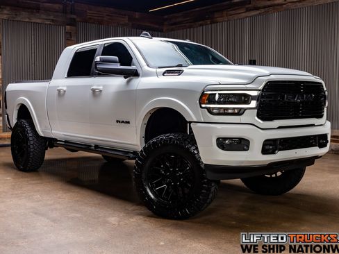Used 2020 RAM 2500 Laramie w/ Night Edition AWD/4WD image 1