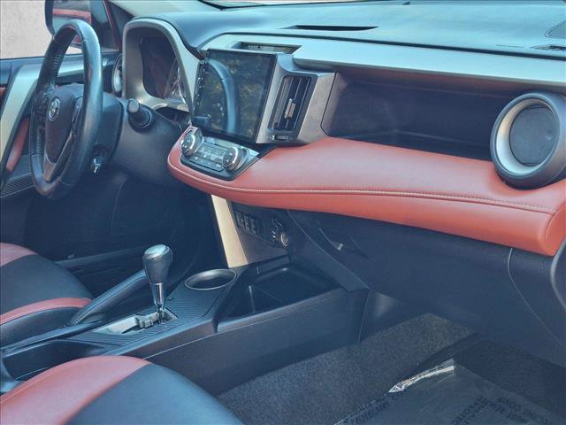 Used 2015 Toyota RAV4 Limited FWD image 21