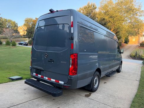 Used 2019 Mercedes-Benz Sprinter 170 image 6