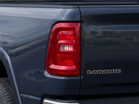 New 2026 RAM 1500 Laramie AWD/4WD image 9