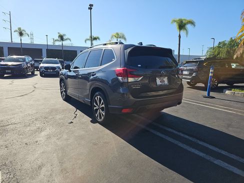 Used 2024 Subaru Forester Limited AWD/4WD image 5