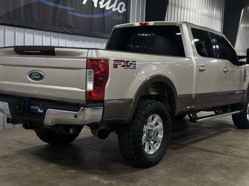 Used 2017 Ford F250 Lariat w/ Lariat Ultimate Package AWD/4WD image 39