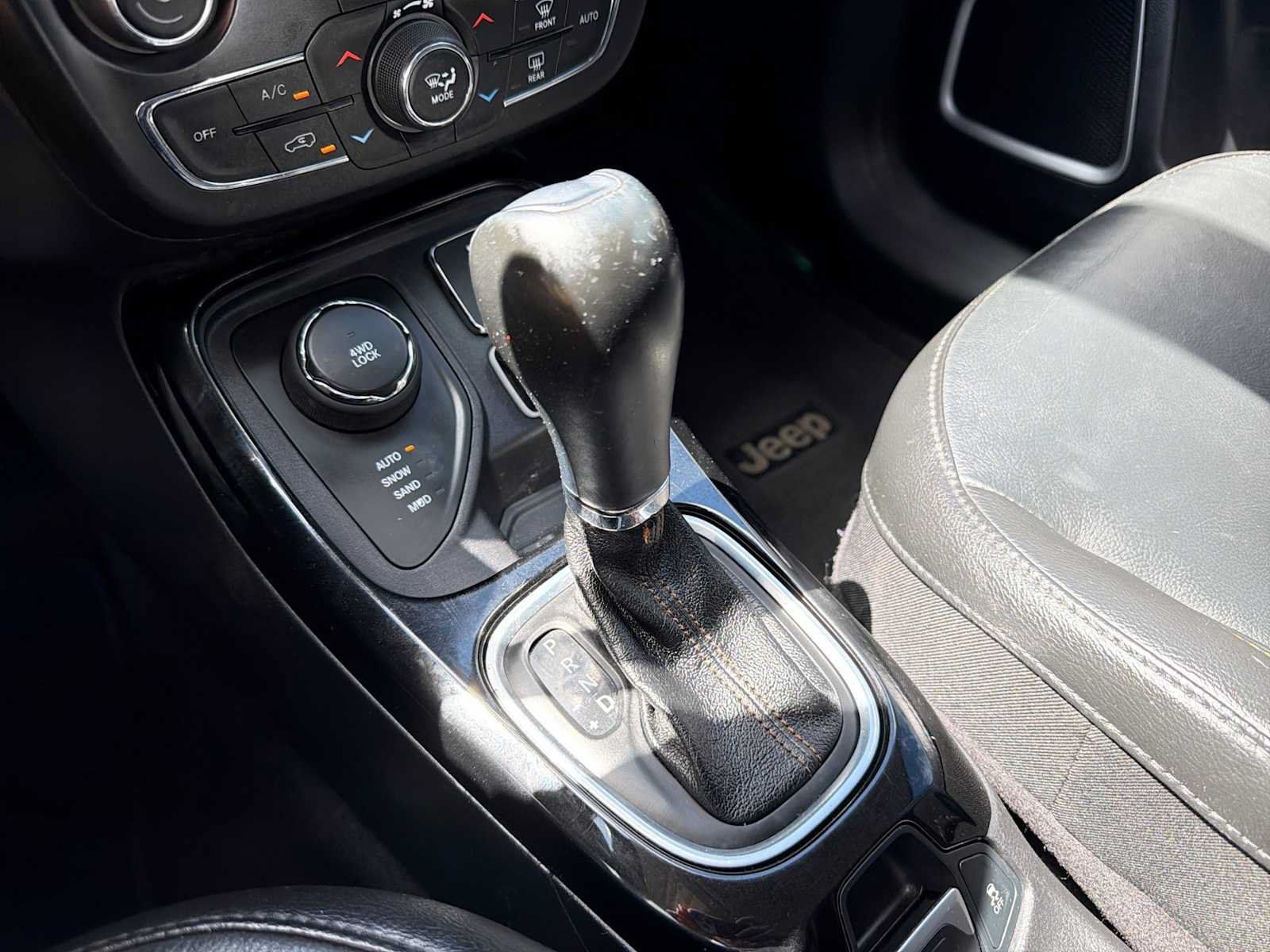 Used 2020 Jeep Compass Limited AWD/4WD image 20