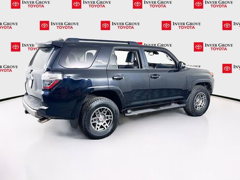 Used 2020 Toyota 4Runner TRD Off-Road Premium w/ Moonroof Package AWD/4WD image 5