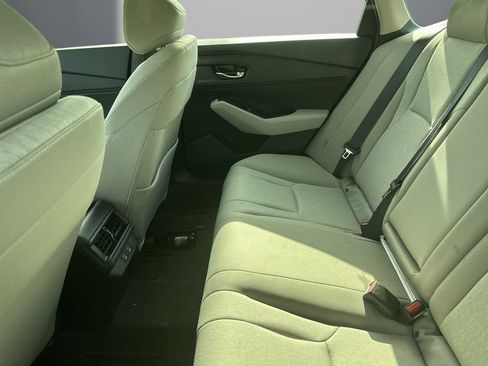 Used 2025 Honda Accord SE image 12