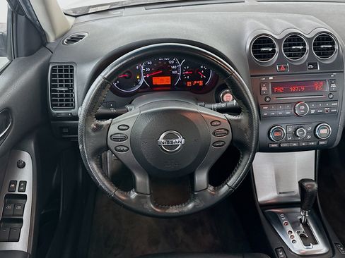 Used 2011 Nissan Altima 2.5 SL w/ 2.5SL Pkg FWD image 17