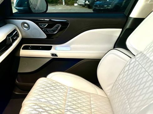 Used 2020 Lincoln Aviator Black Label AWD/4WD image 52