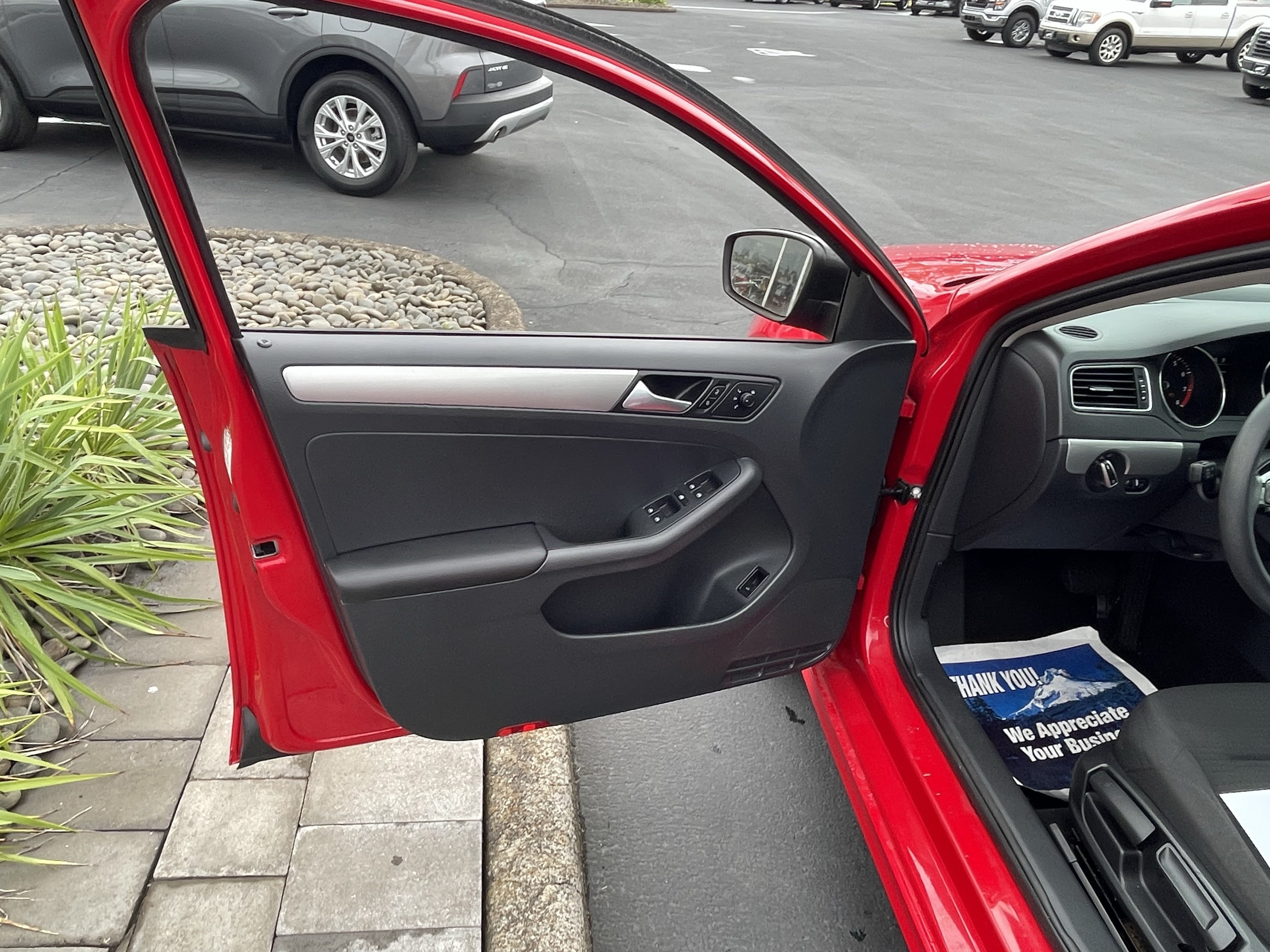 Used 2015 Volkswagen Jetta SE FWD image 11