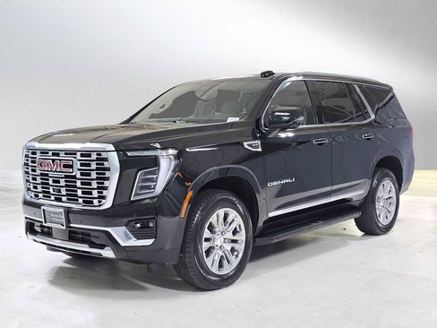 Used 2025 GMC Yukon Denali image 7
