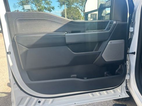 Used 2023 Ford F250 Lariat w/ Lariat Ultimate Package image 42