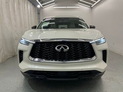 Used 2023 INFINITI QX60 Luxe w/ Cargo Package AWD/4WD image 3