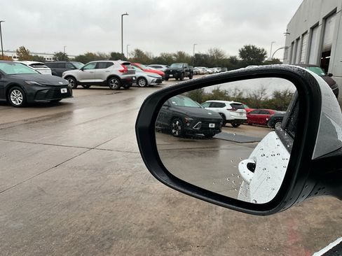 Used 2025 Chevrolet TrailBlazer LT image 17