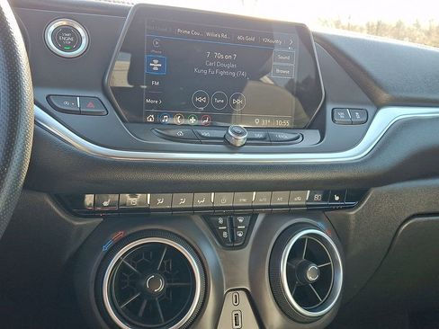 Used 2021 Chevrolet Blazer LT image 24