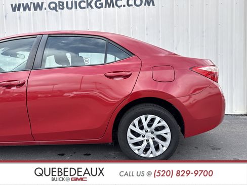 Used 2019 Toyota Corolla LE image 2