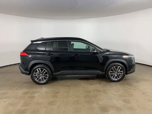 Used 2026 Toyota Corolla Cross XLE w/ Convenience Package image 7