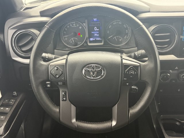 Used 2017 Toyota Tacoma TRD Off-Road w/ Tow Package (A/T) AWD/4WD image 15