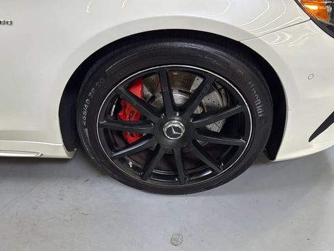 Used 2015 Mercedes-Benz S 63 AMG 4MATIC Sedan image 33
