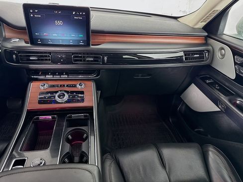 Used 2022 Lincoln Aviator Reserve w/ Equipment Group 201A image 27