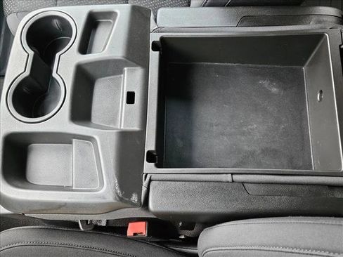 Used 2020 Chevrolet Silverado 1500 Custom w/ Custom Value Package image 15