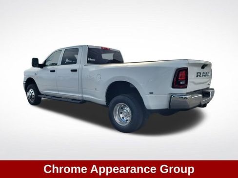 Used 2025 RAM 3500 Tradesman w/ Chrome Appearance Group image 3