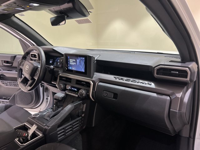 Used 2025 Toyota Tacoma SR5 RWD image 25