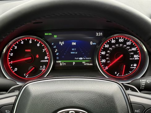 Used 2020 Toyota Camry XSE image 25