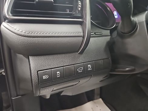 Used 2023 Toyota Camry SE image 15