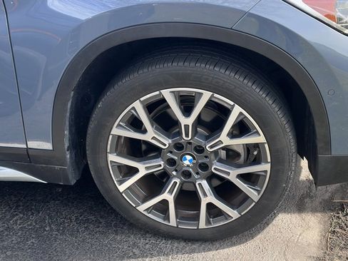 Used 2021 BMW X1 xDrive28i w/ Premium Package image 3