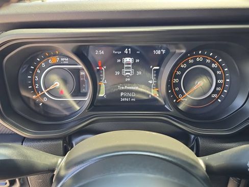 Used 2025 Jeep Wrangler Unlimited Rubicon AWD/4WD image 28