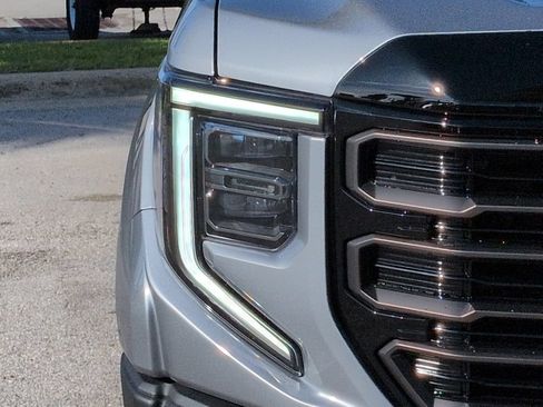 Used 2026 GMC Sierra 1500 AT4X w/ AT4X AEV Edition AWD/4WD image 9
