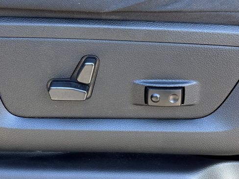 Used 2022 RAM 2500 Big Horn w/ Level C Equiment Group image 20