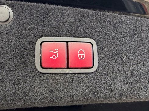 Used 2015 Mercedes-Benz S 550 4MATIC Sedan image 12