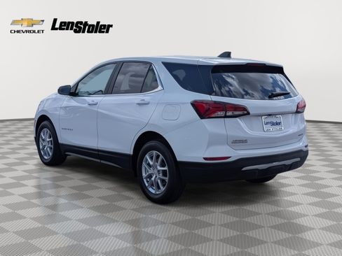Used 2022 Chevrolet Equinox LT image 3