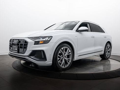 Certified 2023 Audi Q8 Prestige w/ Prestige Package AWD/4WD image 7