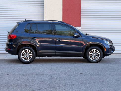 Used 2015 Volkswagen Tiguan S image 7